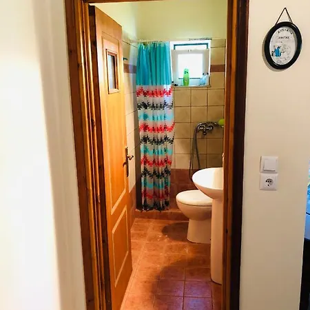 Apartament Nikitas Farmhouse *