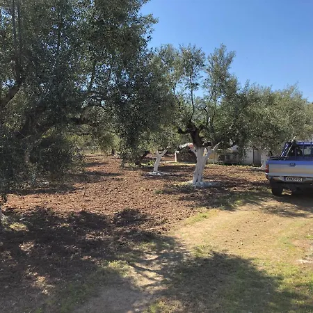 Nikitas Farmhouse *